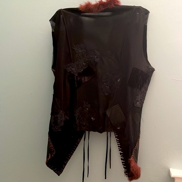 Funky Vest - Picture 8 of 9